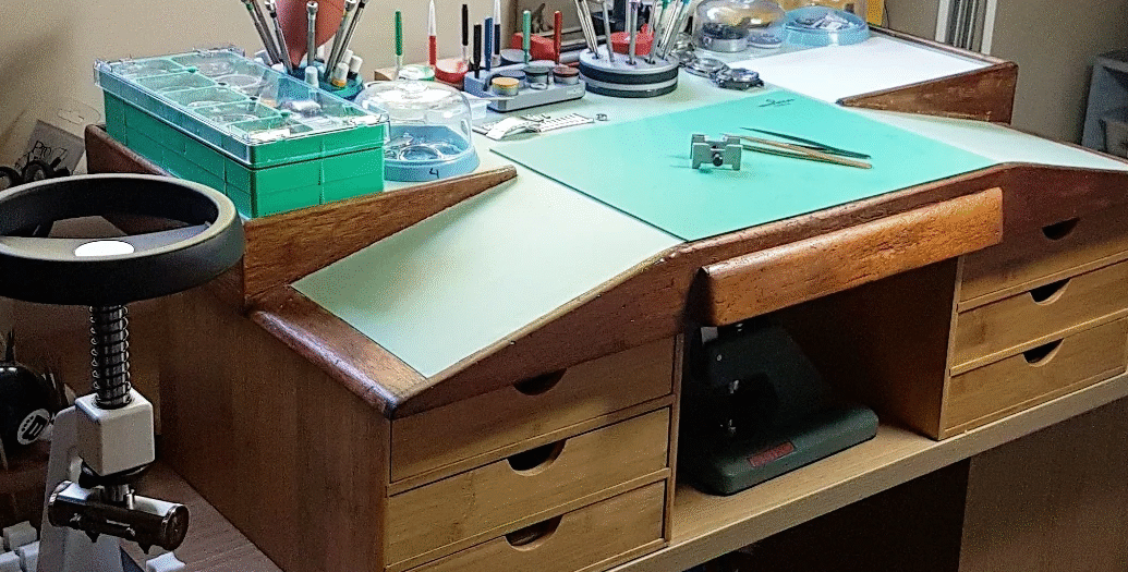 Watchmakers Bench