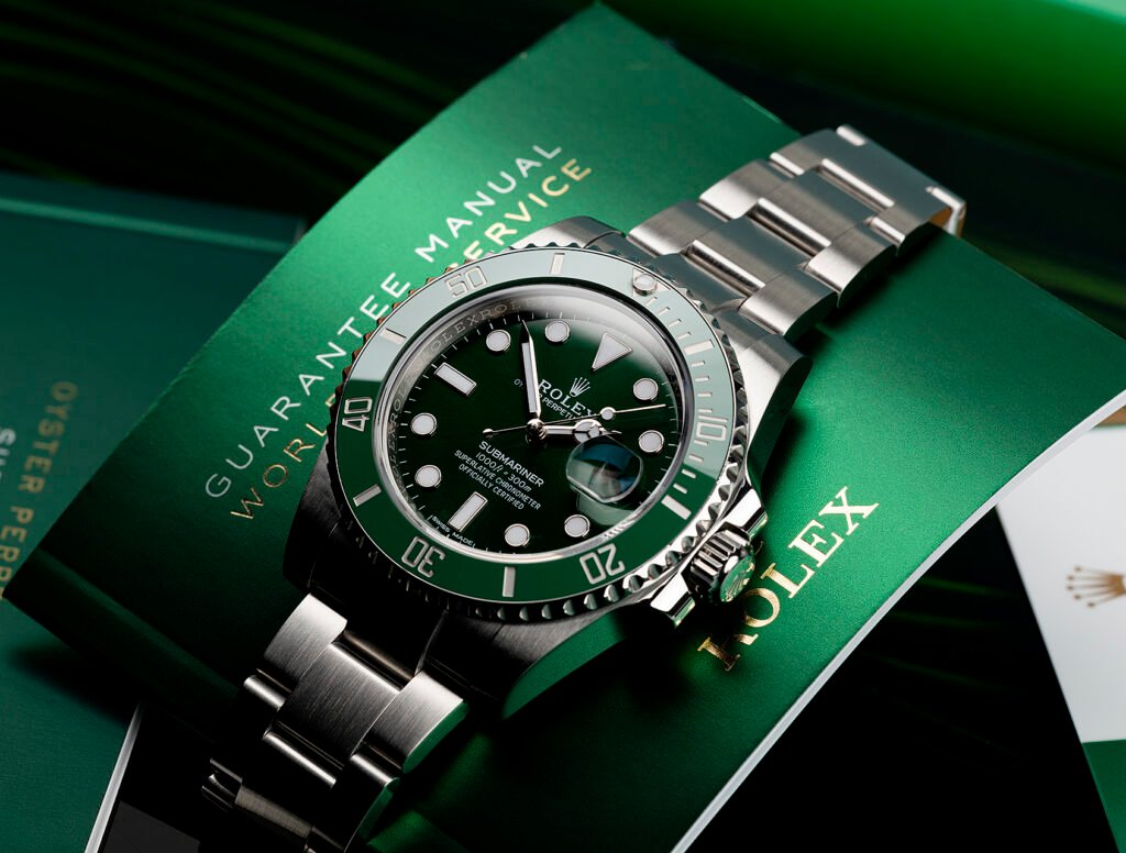Rolex Submariner Date in OysterSteel with a Green Dial and Bezel – ‘Hulk’ (Model Reference: 116610LV) complete